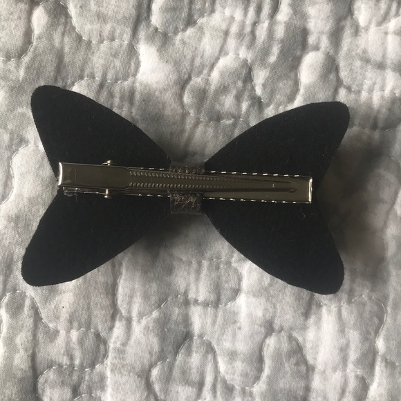 Leopard Glam Hair Bow - Picture 3 of 4